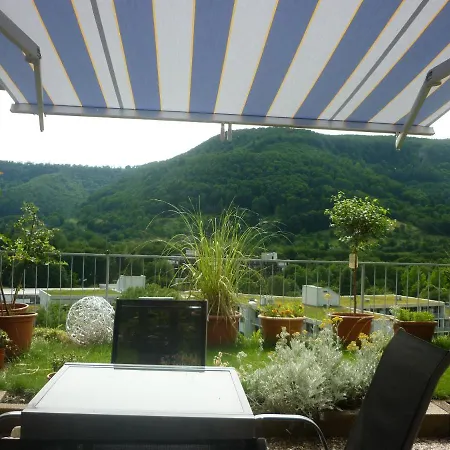 Ferienwohnung Panoramablick Apartament Bad Urach